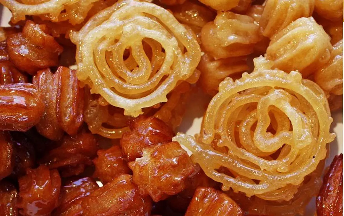 زولبیا و بامیه ماه رمضان ۲۰ هزار تومان شد