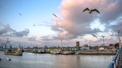 گزارش تصویری/ زیبا و با وقار مثل بندر انزلی!