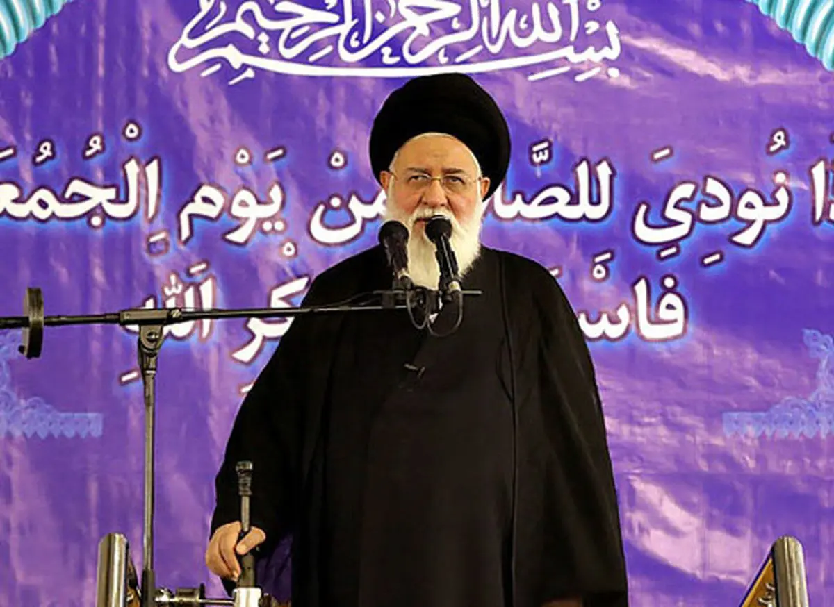 نظر امام جمعه مشهد درباره امریکا و گرانی