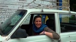 فیلم | ایران‌گردی دختر آلمانی با پیکان!