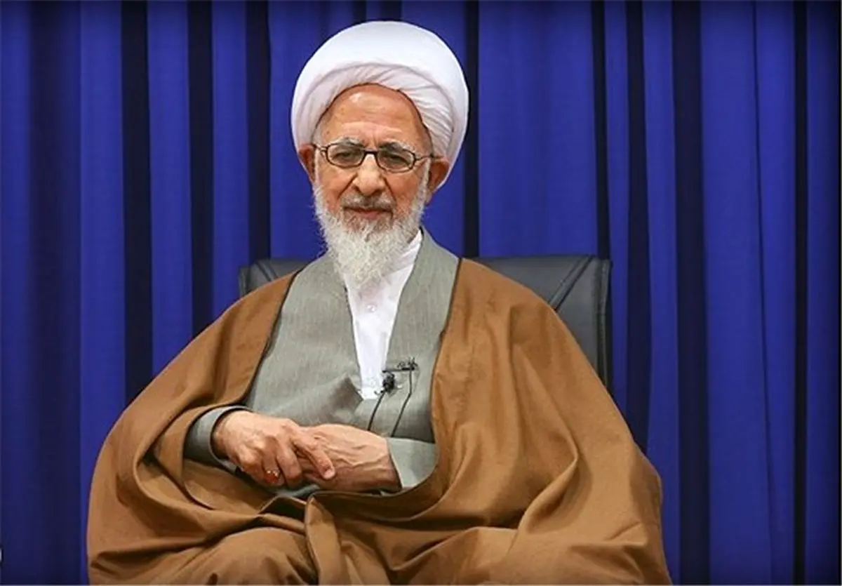آیت‌الله‌ جوادی آملی: آتش زدن سفارت عربستان را تقبیح می‌کنیم