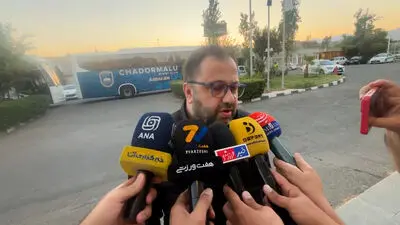 گرم کردن بازیکنان پرسپولیس پیش از دیدار با چادرملو