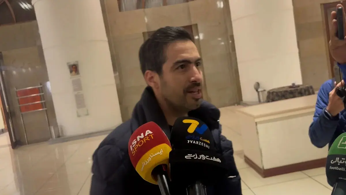 خسرو حیدری: امیدوارم این بچه ها قدر پیراهن استقلال را بدانند!