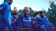 جشن کریسمس سه نفره مهدی قایدی در خانه‌اش