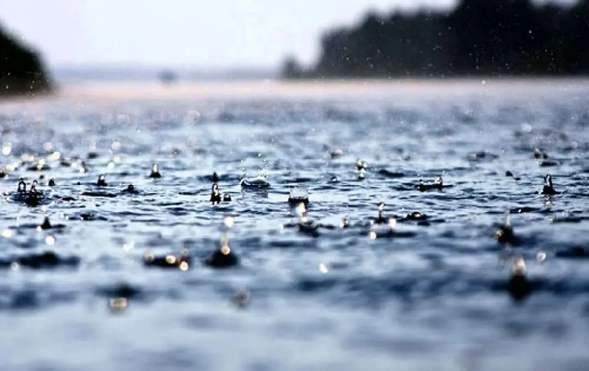خوابتان نمی‌برد؟ از صدای آب و موج دریا استفاده کنید