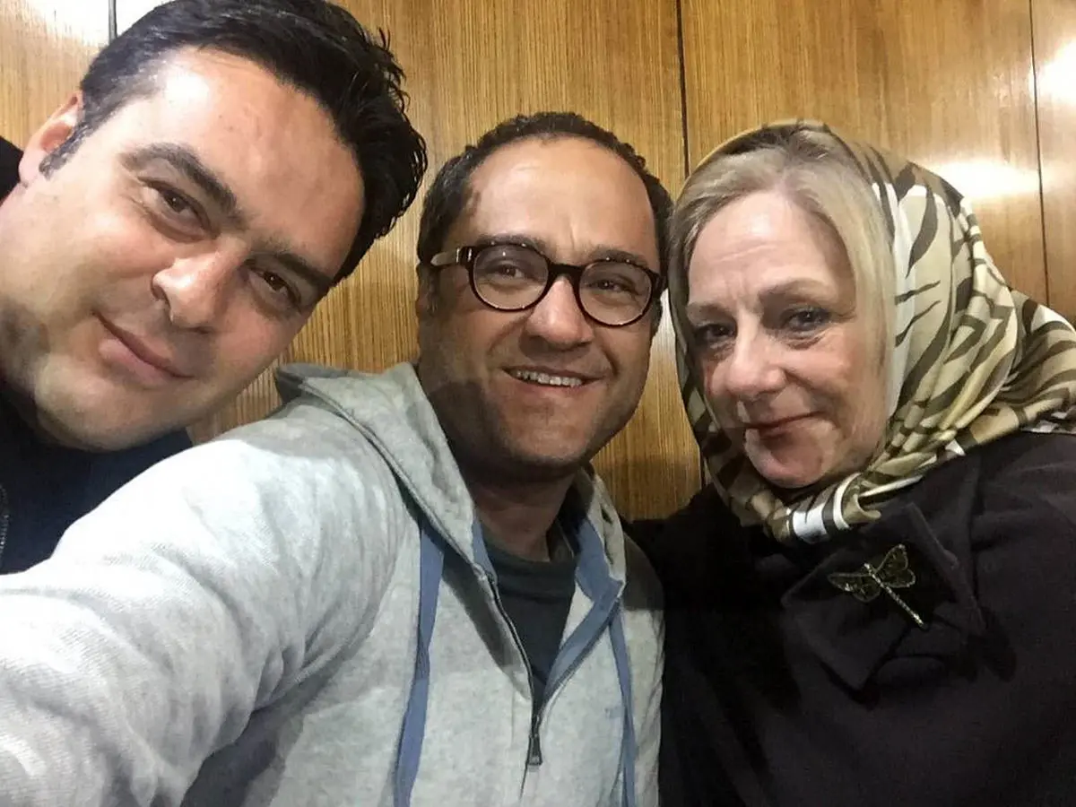 سلفی رامبد جوان با خانواده حجازی