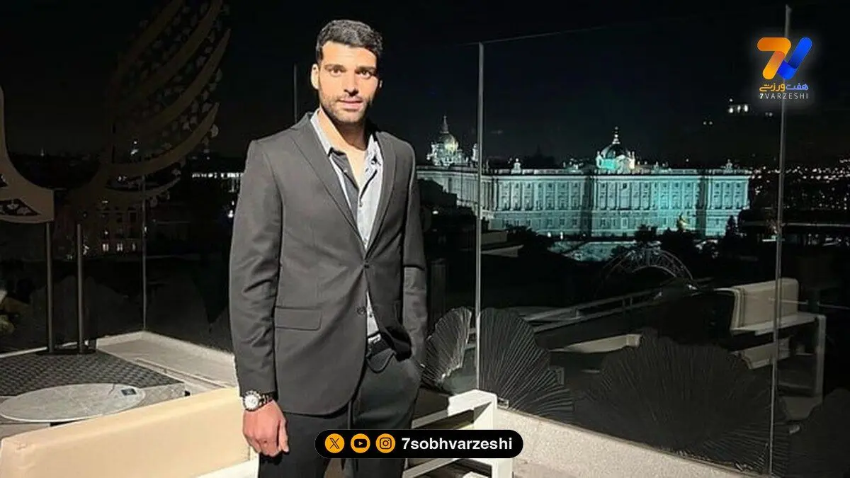 عکس یادگاری امیر جعفری و همسرش ریما رامین فر با مهدی طارمی