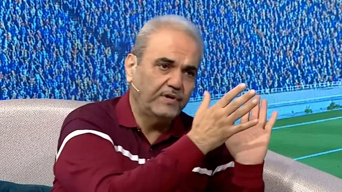 خیابانی: فوتبالیست ها میلیاردی پول می‌گیرند اما دوهزار فوتبال بلد نیستند!