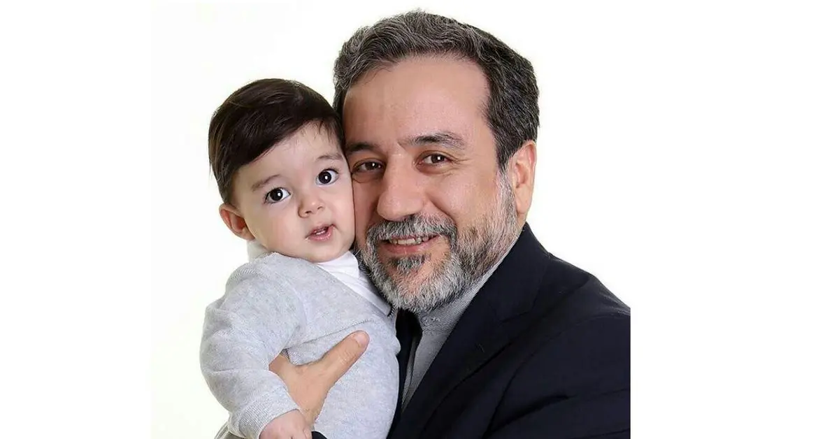 عکس: عراقچی در کنار نوه
