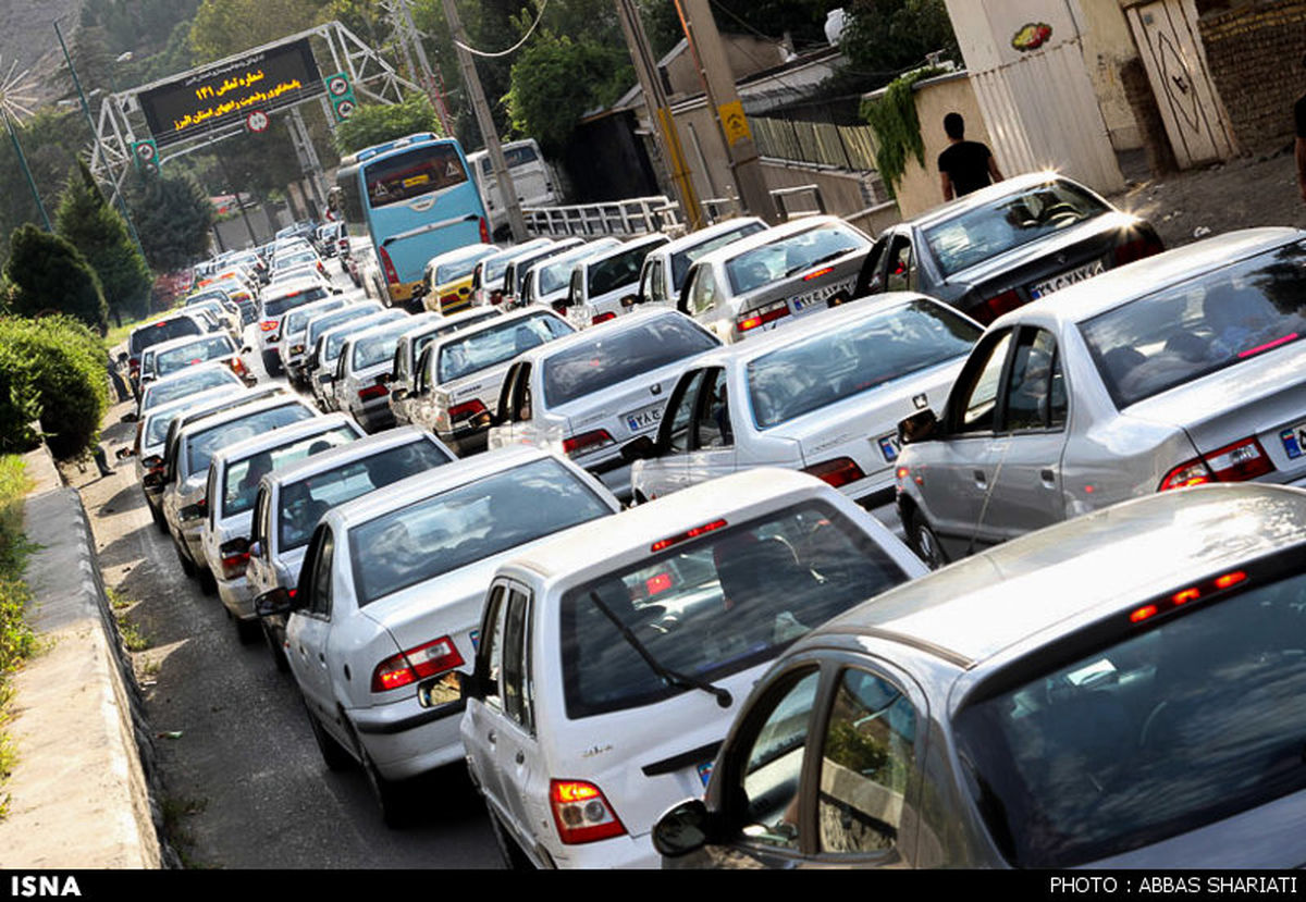 جاده چالوس قفل شد / بارش برف و باران در جاده های کشور