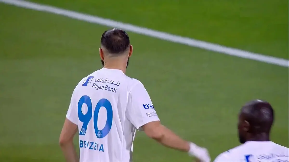 گل دوم الهلال به الاخدود توسط کریم بنزما