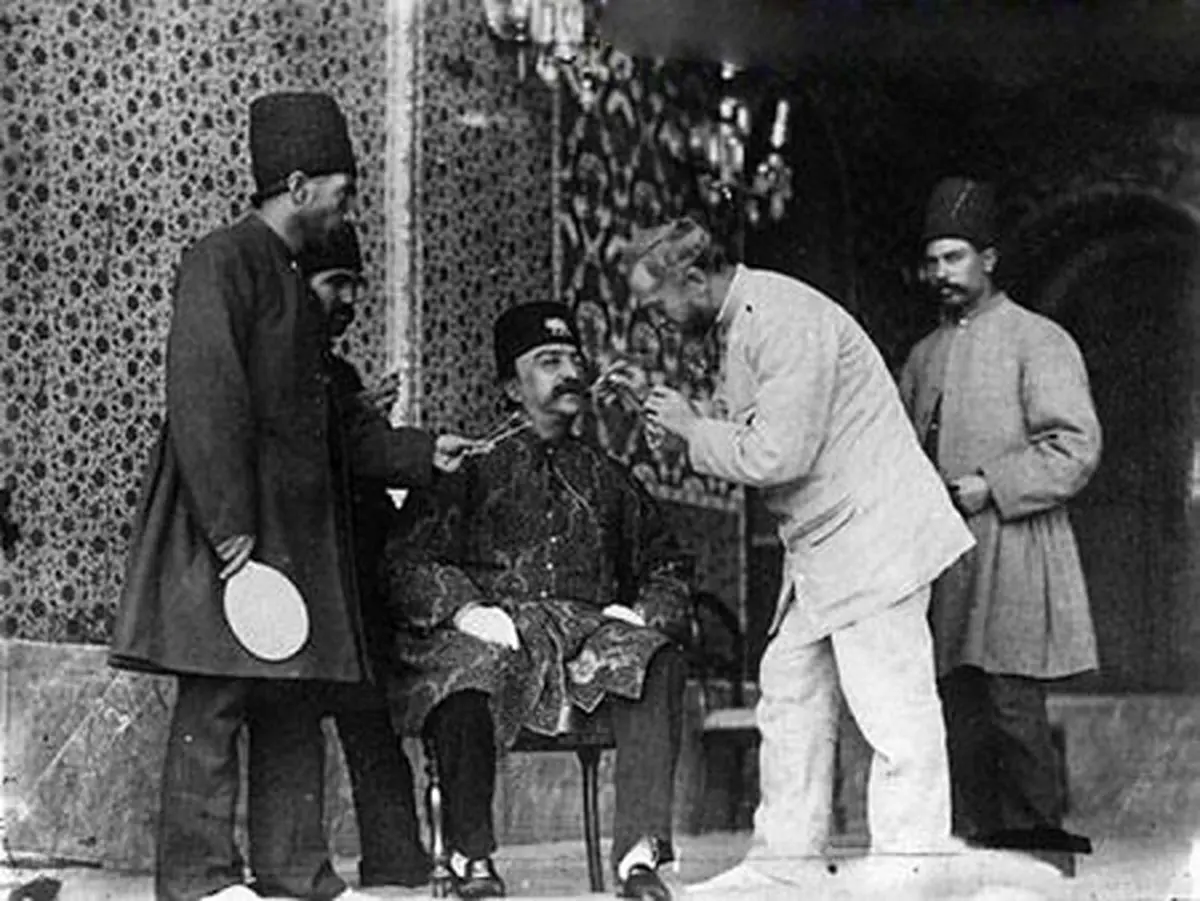 ژست متفاوت از ناصرالدین شاه