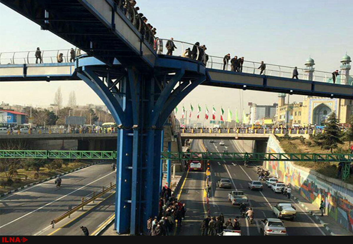 خودکشی نافرجام مرد جوان در میدان رسالت تهران