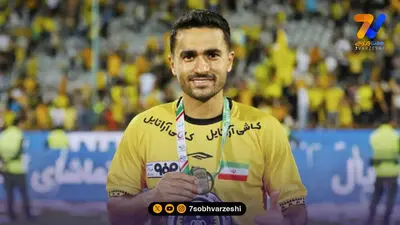 رسمی؛ محمد کریمی با سپاهان تمدید کرد