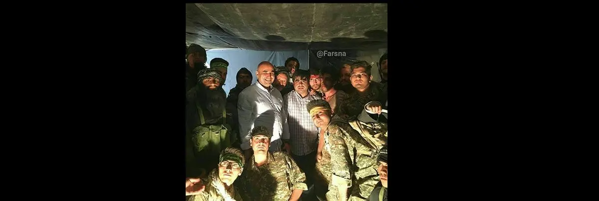 عکس: ۲ بازیگر ایرانی در جمع مدافعین حرم