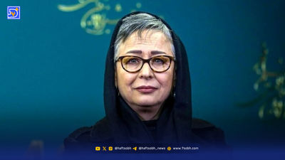 سفر به سال ۹۸؛ یونا تدین و نیوشا علیپور کنار حامد بهداد 