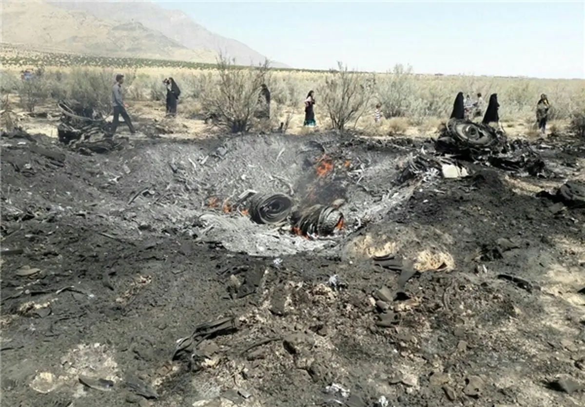 اولین تصویر از محل سقوط هواپیمای جنگی ارتش ایران