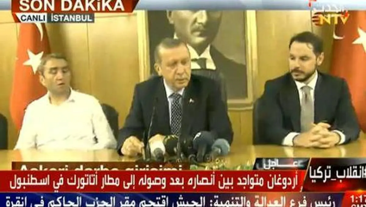 سخنرانی اردوغان در فرودگاه آتاتورک؛‌ کودتا شکست خورده است؟
