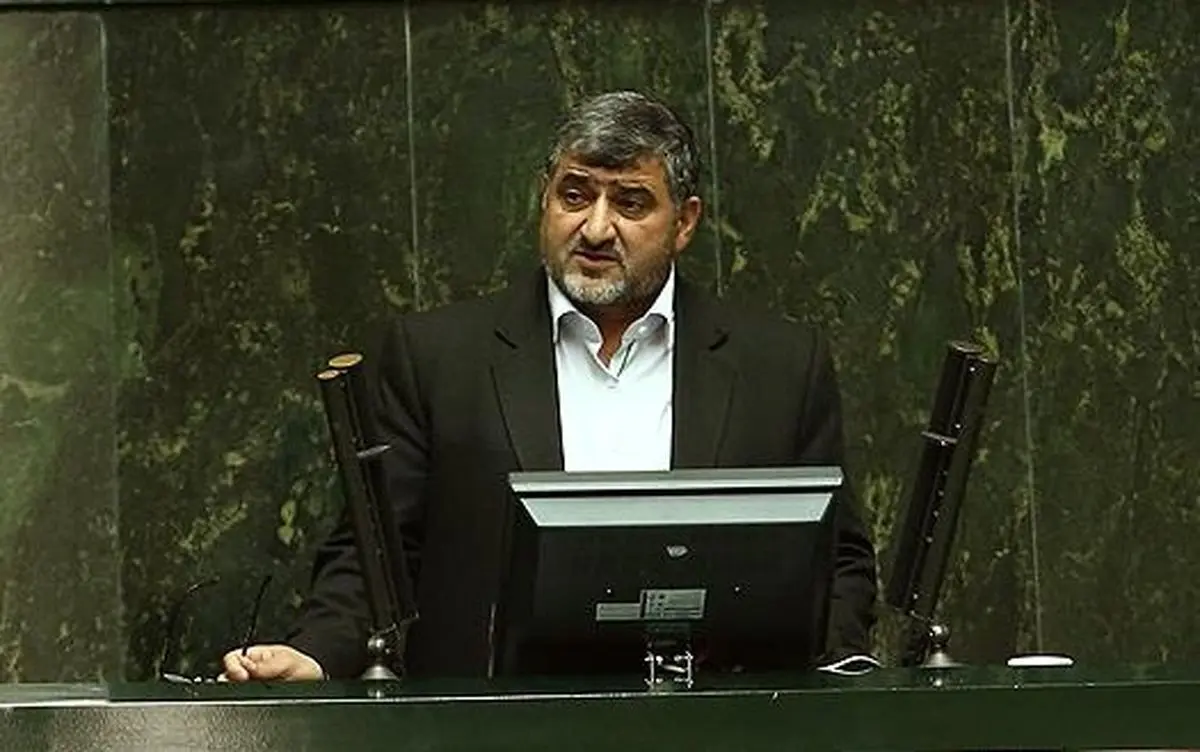 شعرخوانی جنجالی در مجلس