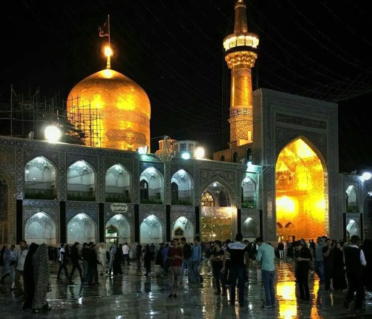 بارش باران در حرم رضوی