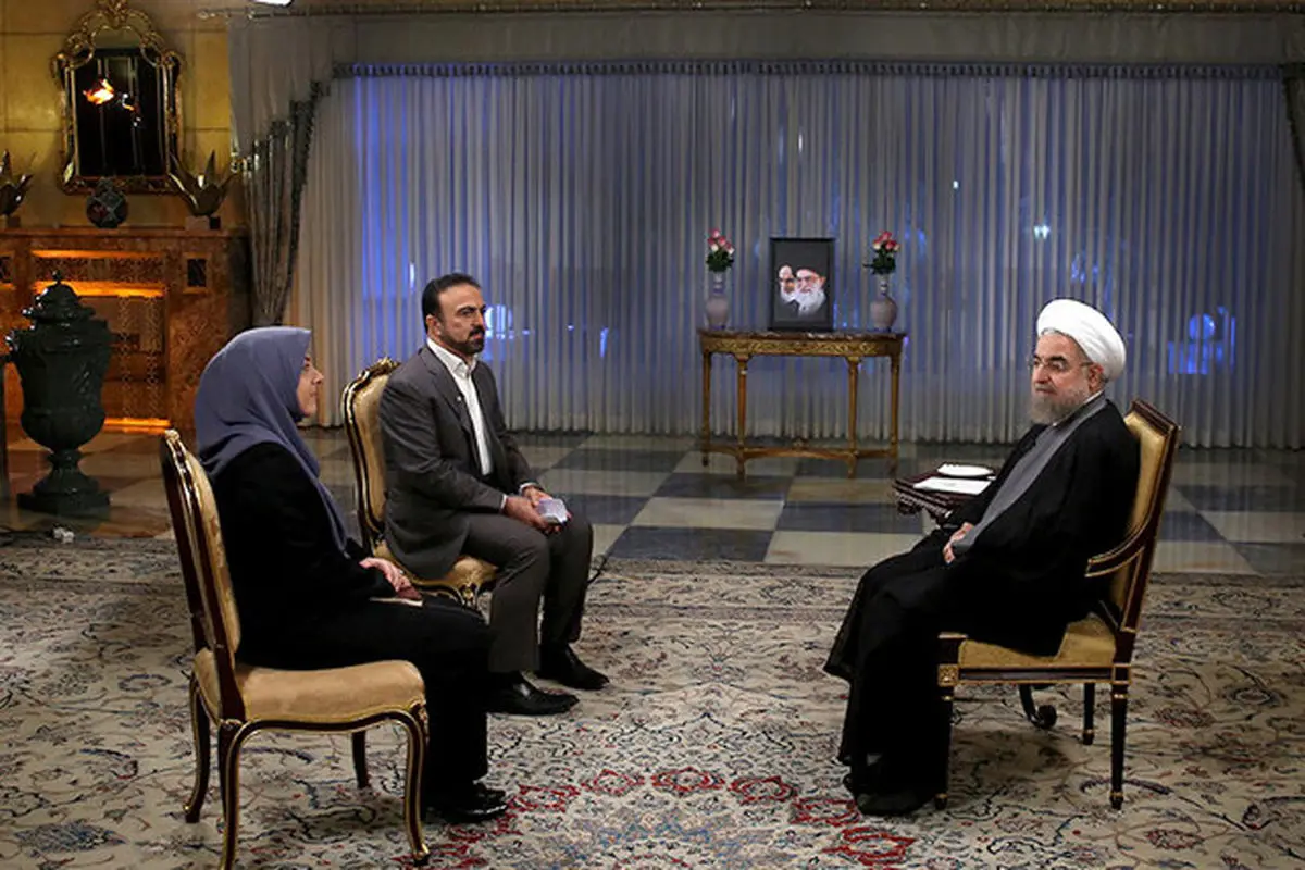 روحانی: دستگاه‌هایی که باید امنیت کشور را حفظ کنند نباید وارد اقتصاد شوند