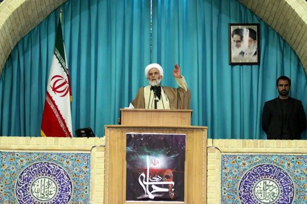 امام‌جمعه همدان: تریبون نمازجمعه، محل تسویه‌حساب‌های شخصی نیست