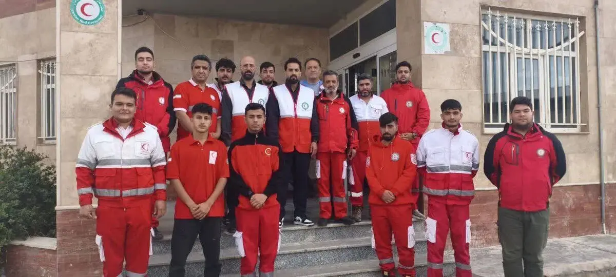 بازیکن سابق پرسپولیس و مربی نساجی عضو جمعیت هلال احمر شدند
