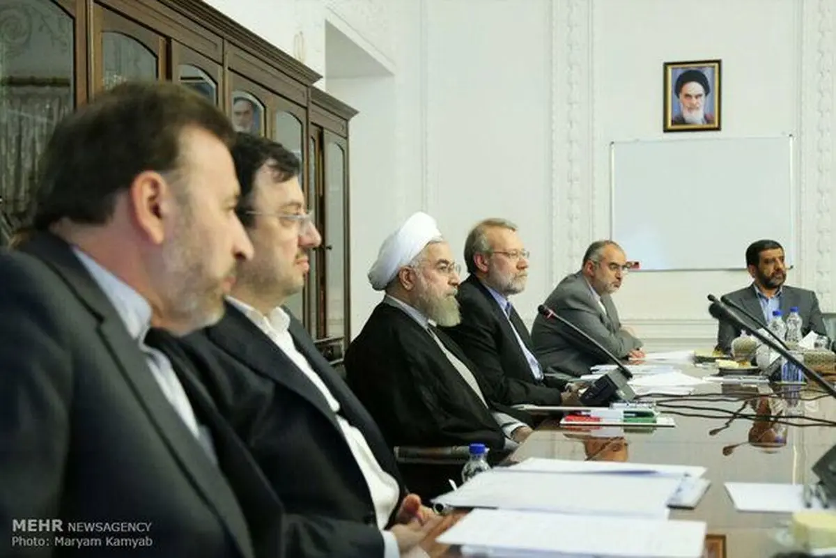 درگیری لفظی رئیس جمهور با عضو حقوقی شورای عالی فضای مجازی