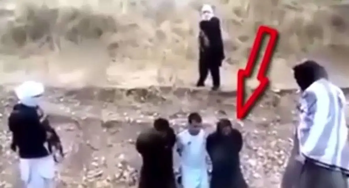 ویدئو/ اسیری که قبل از اعدام ، اعدام کنندگانش را کشت!