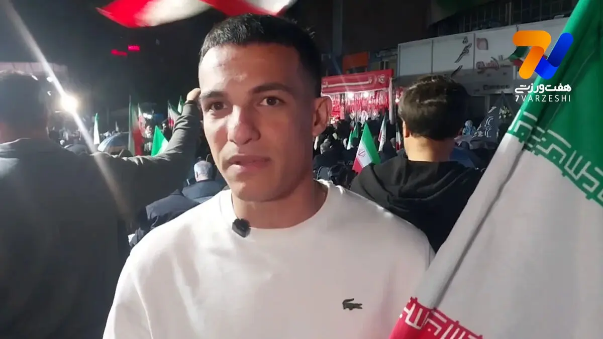 حسین‌زاده: در تجمع امشب حاضر شدم تا نشان دهم ما کنار مردمیم