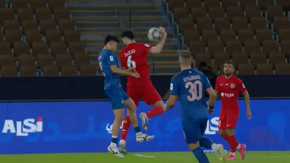 عزت اللهی پنالتی داد؛ گل اول بوریرام به شباب الاهلی
