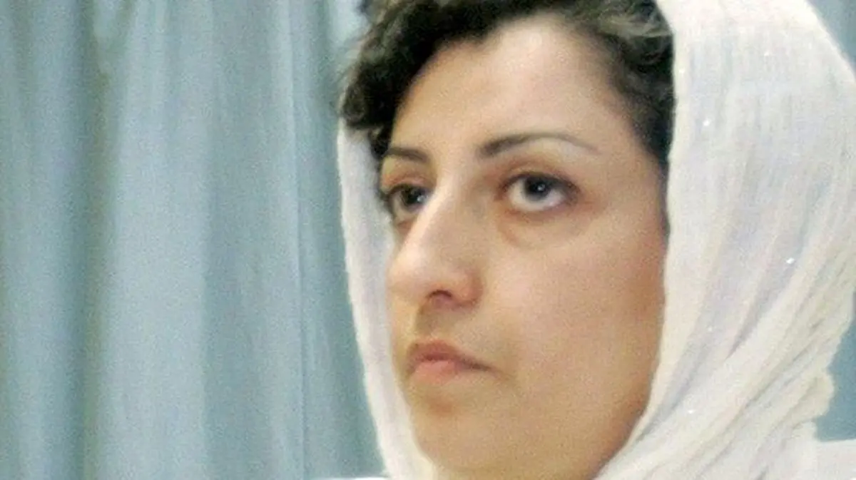 درخواست جمعی از نمایندگان از رئیس قوه قضائیه؛ رأفت اسلامی در پرونده نرگس محمدی اعمال شود