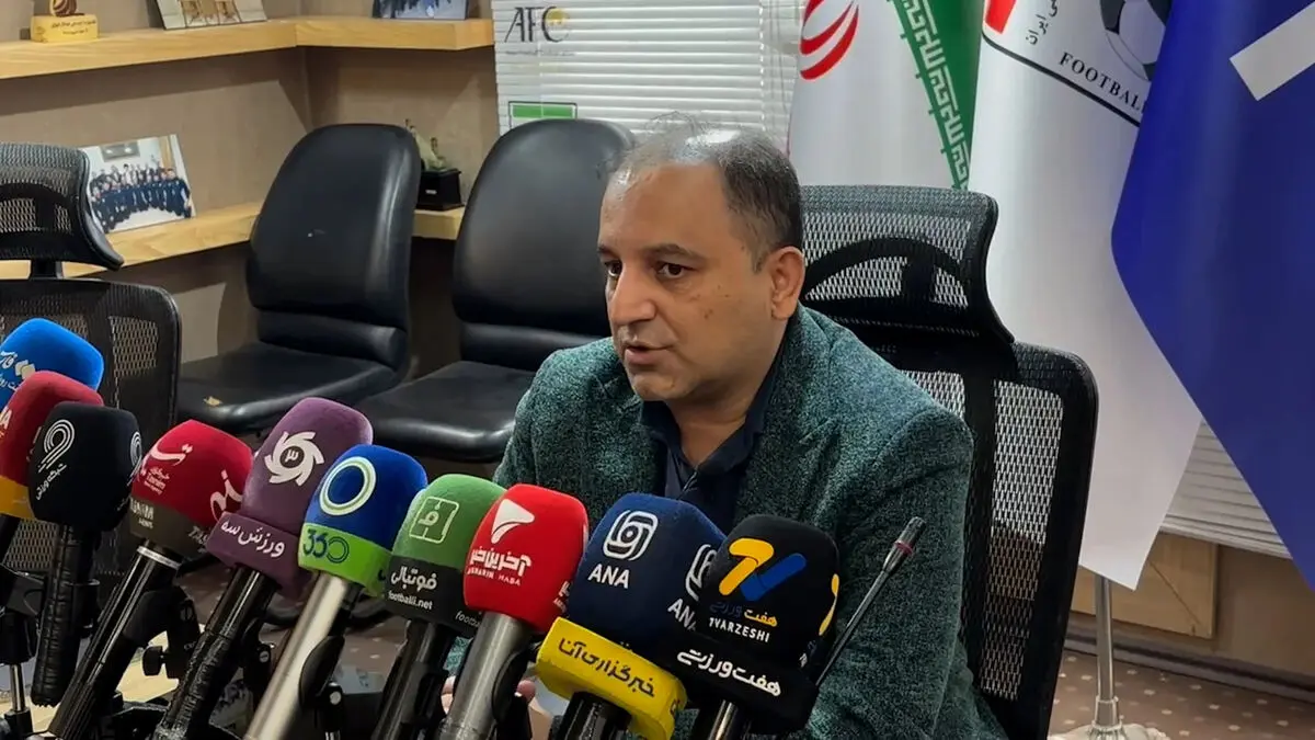 علوی: از فصل آینده امکان خرید بازیکن خارجی وجود ندارد!