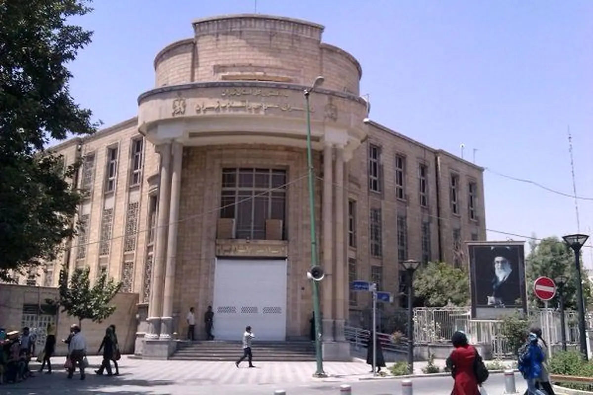 دادگستری تهران: ادعای هما هودفر کذب است
