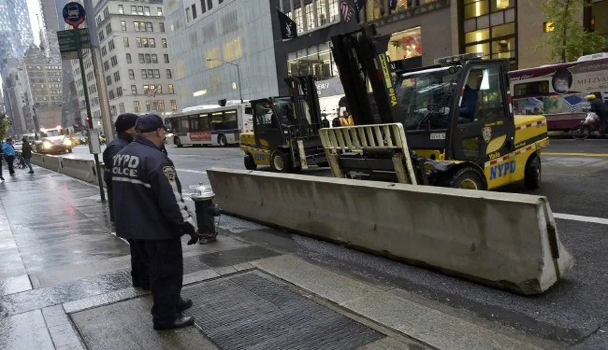 دیواره‌های بتونی در برابر برج ترامپ نیویورک