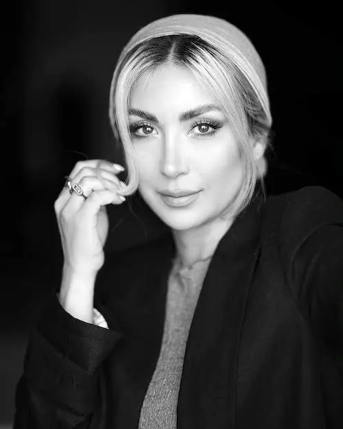 عکس‌های سیاه و سفید مینا مختاری