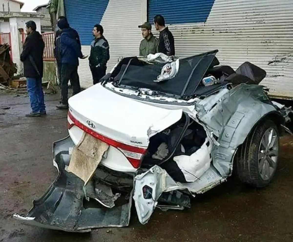 نصف شدن آزرا در انزلی