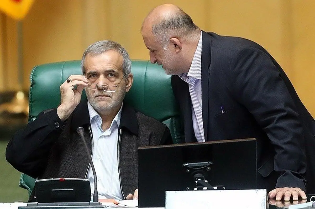 مجادله لفظی دو نماینده در صحن علنی مجلس؛‌ قاضی‌پور علیه پزشکیان