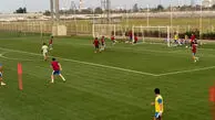 ضربات عجیب دنیس درگاهی به توپ و از دست دادن موقعیت گلزنی