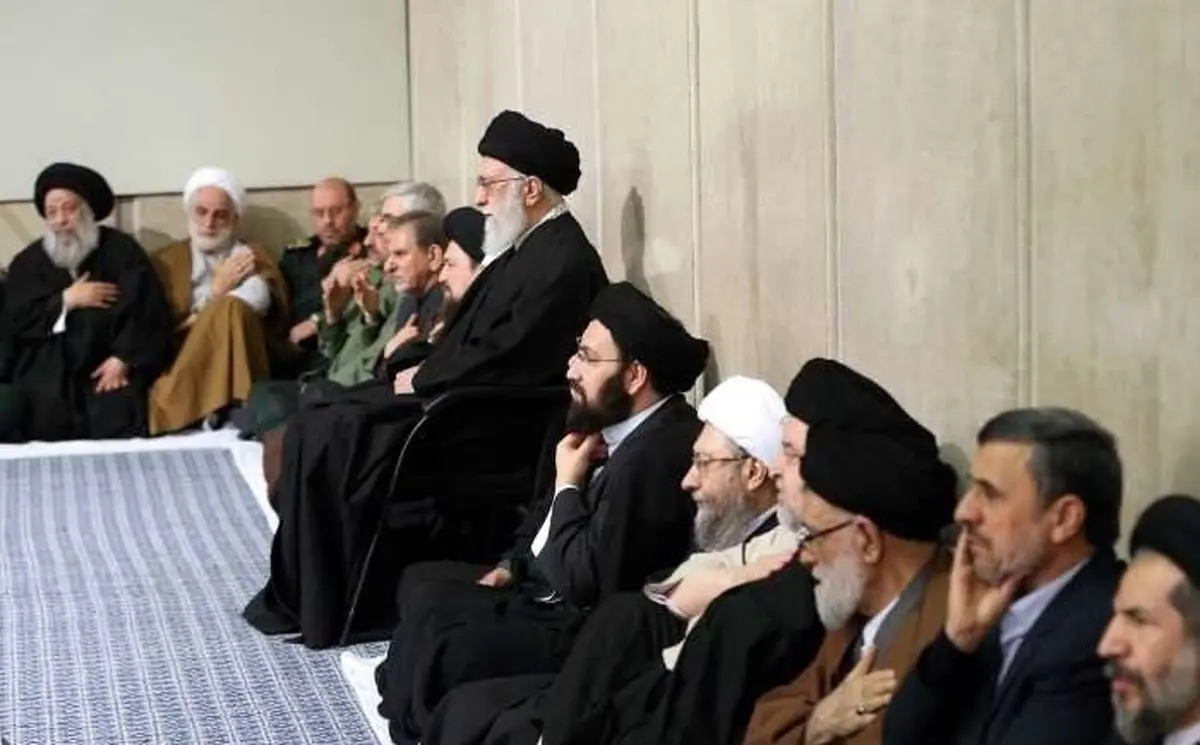 حضور محمود احمدی‌نژاد در مراسم ترحیم آیت‌الله هاشمی رفسنجانی