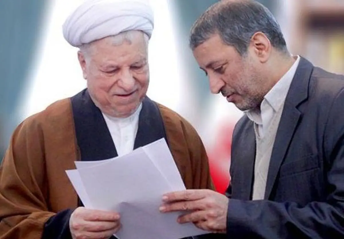 مشاور هاشمی: شایعه تغییر صورت آیت‌ الله بعد از مرگ دروغی وقیحانه است