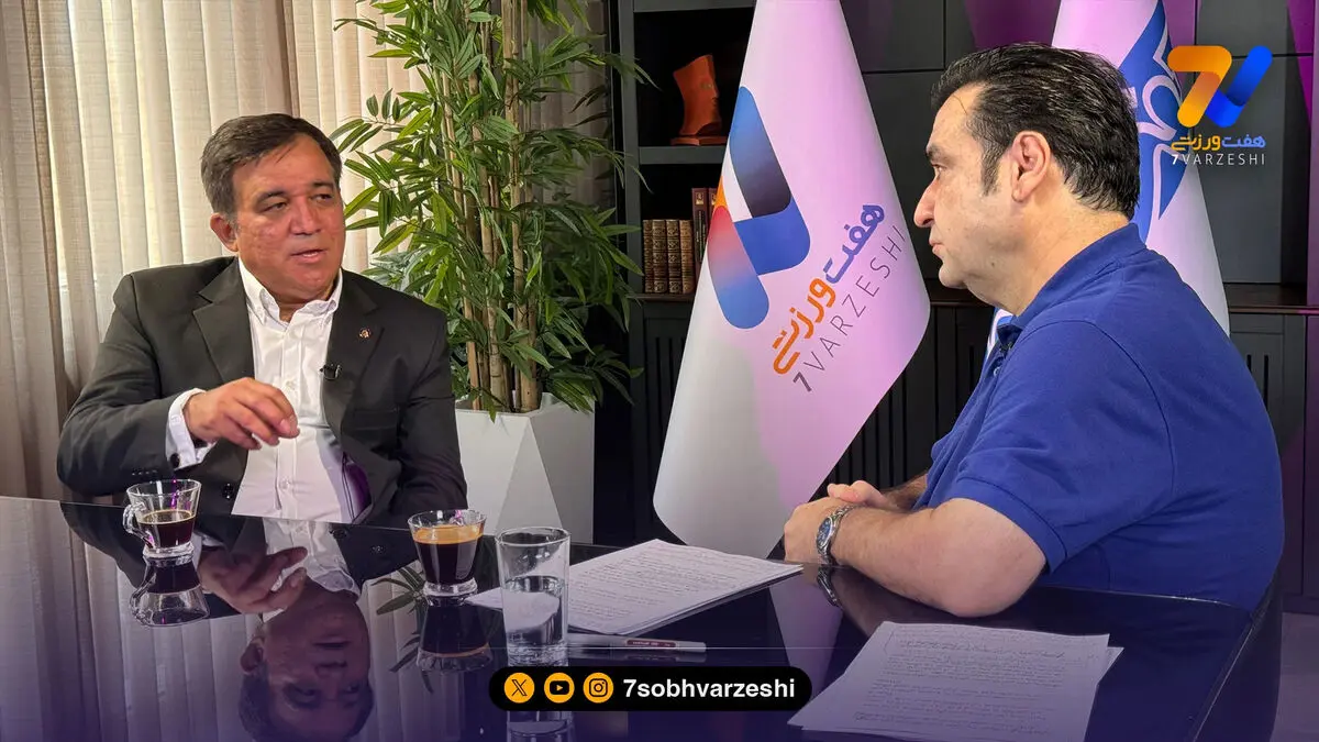 از داخل باشگاه استقلال خط می دهند شما را بزنند؟/تاجرنیا: بله متاسفانه درست است!