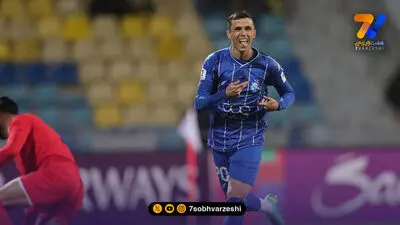 تاجرنیا: آسانی هنوز قراردادش با استقلال را فسخ نکرده است