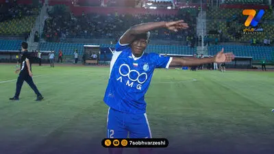 رسمی؛ وینگر خارجی استقلال راهی یونان شد!