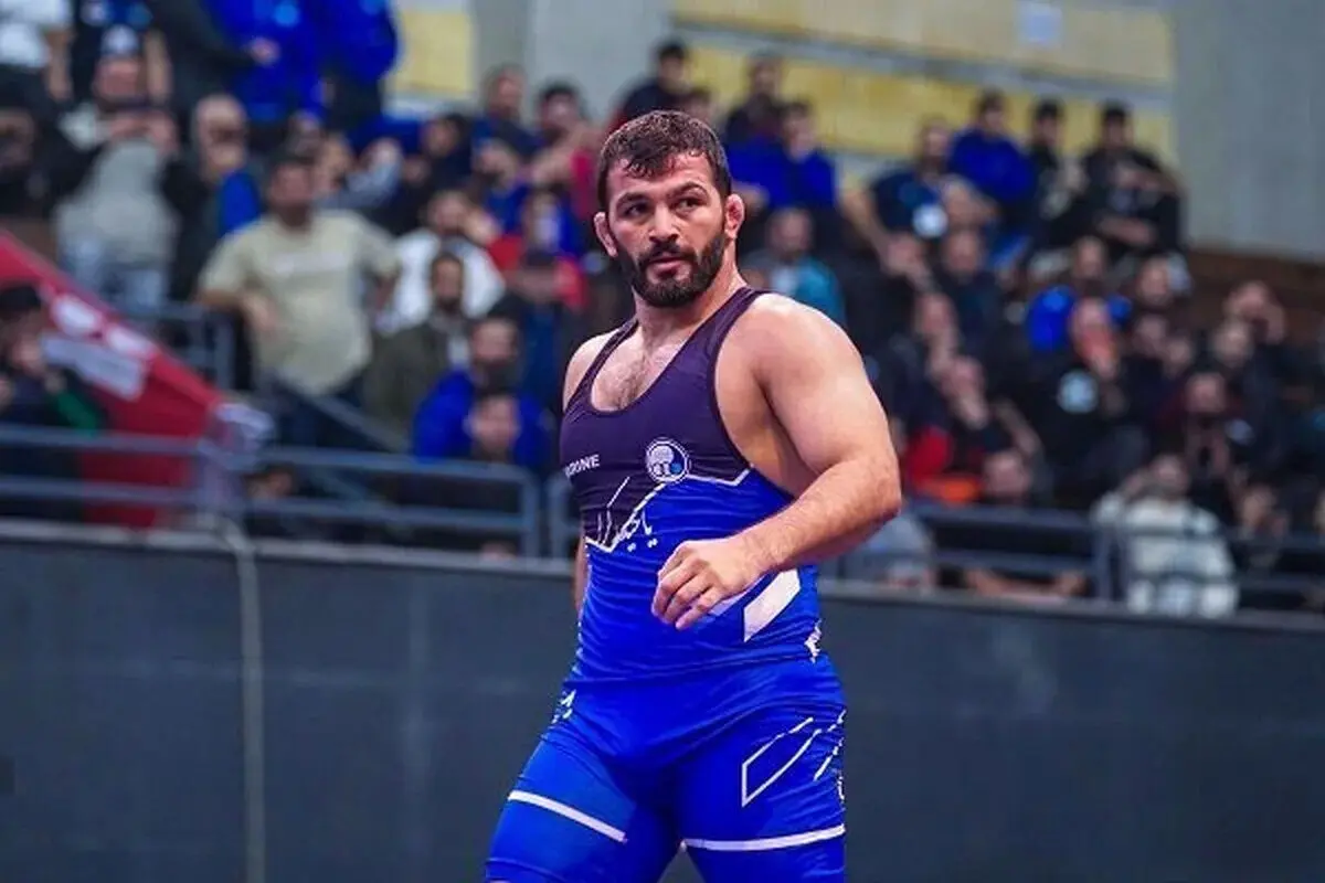 حسن یزدانی در نخستین نبرد پیروز شد