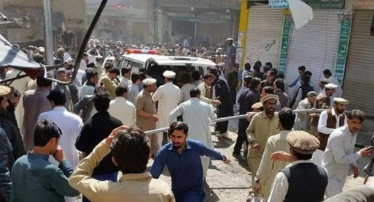 ۱۱ کشته و ۶۰ زخمی در انفجاری در پاکستان