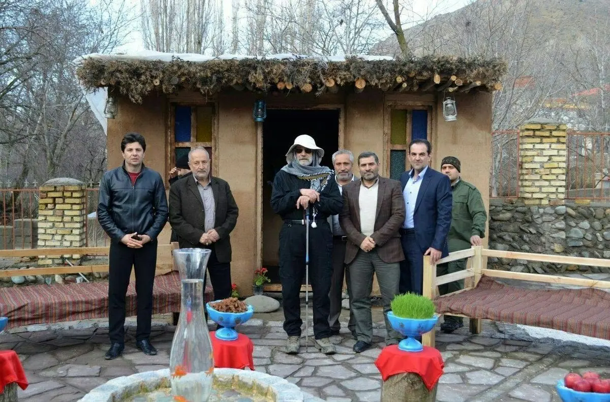وقتی علی لاریجانی گردشگر می‌شود