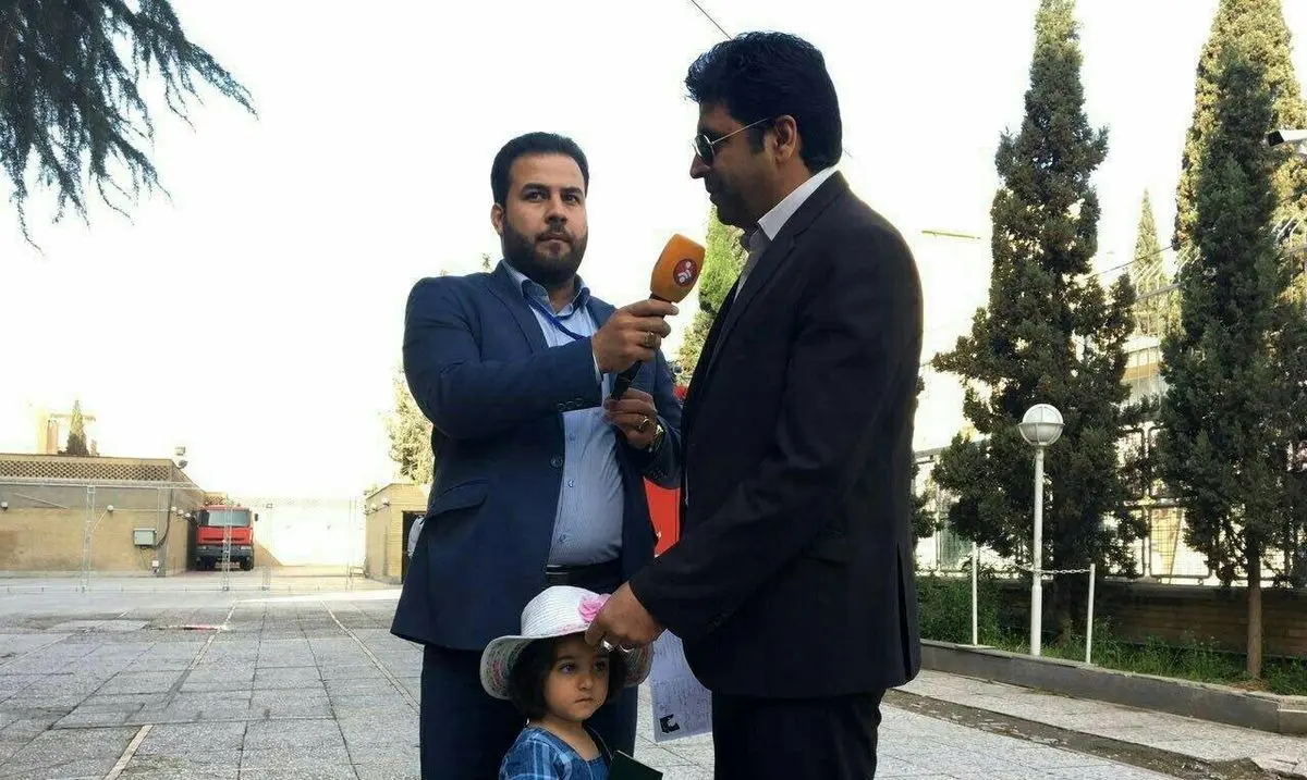 حاشیه های روز سوم انتخابات ریاست جمهوری: تلاش برای ثبت نام دختر ۳ ساله