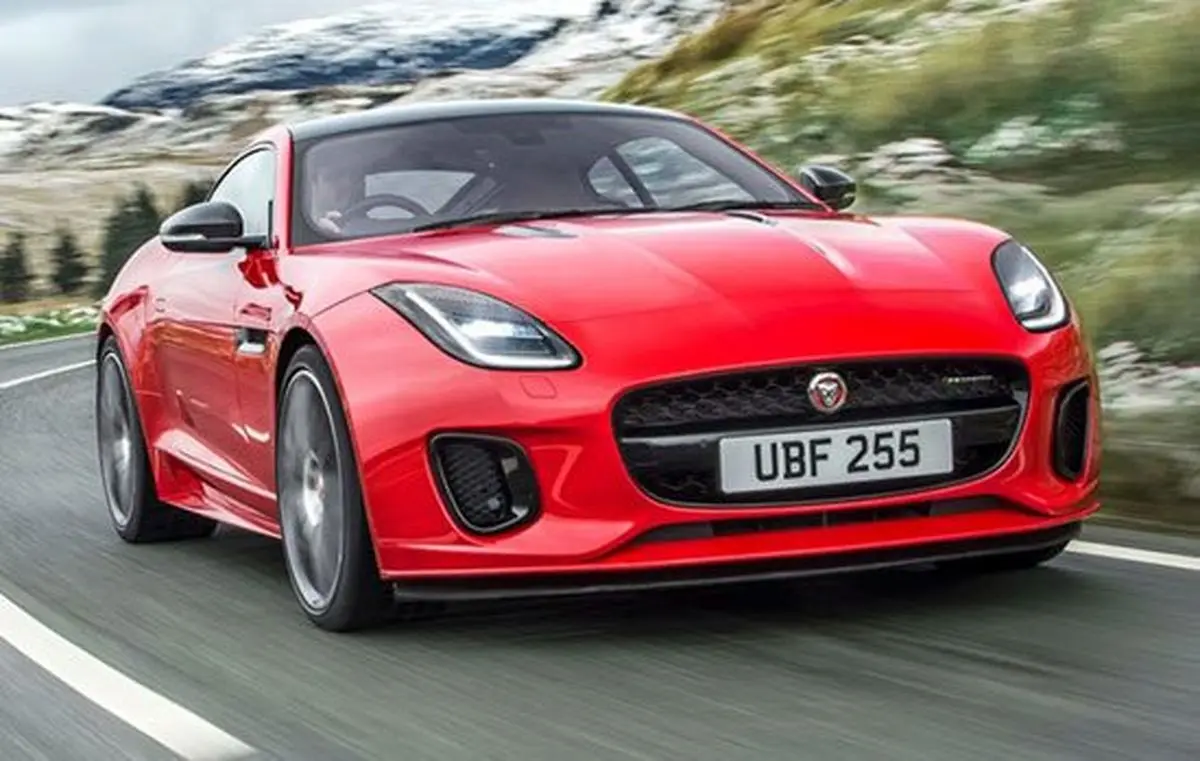 جگوار اولین F-type چهار سیلندر خود را معرفی کرد