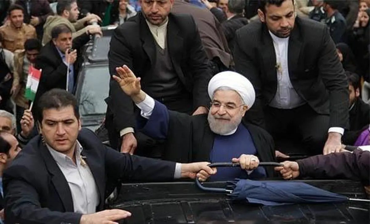 حمایت از روحانی با شعار «اسحاق دوستت داریم»